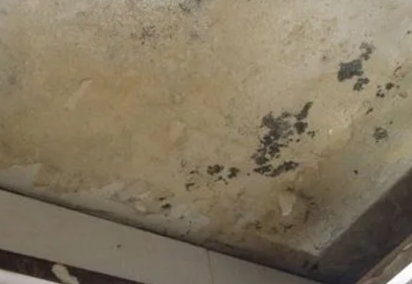怀远阳台漏水维修公司分享下怀远卫生间渗水维修需要注意哪些问题。