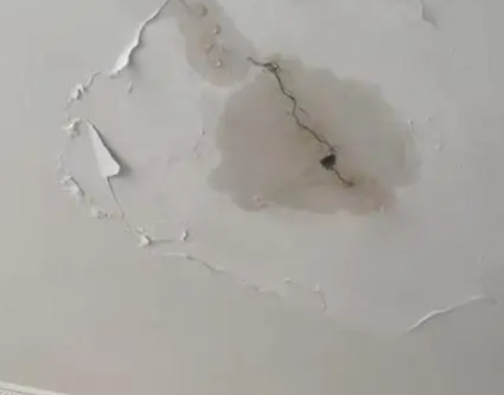 怀远阳台漏水维修公司分享下屋面防水工程质量问题原因分析